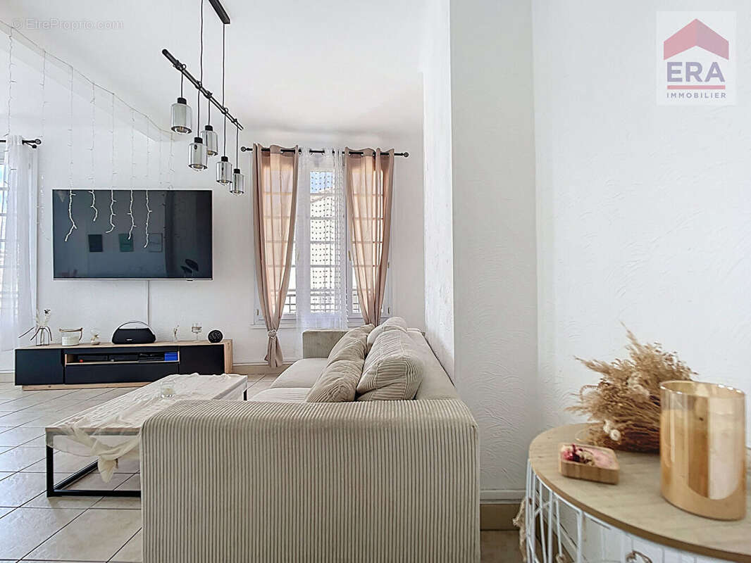 Appartement à MARSEILLE-7E