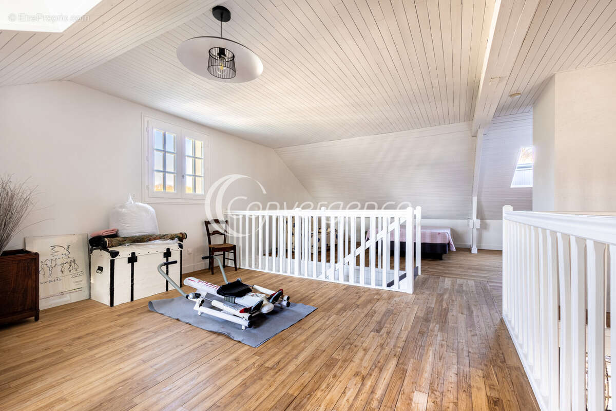 Maison à AIXE-SUR-VIENNE