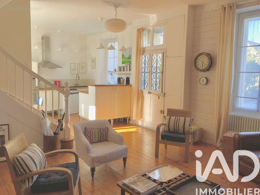Maison 110 m² à Saint-Quay-Portrieux  - photo 3