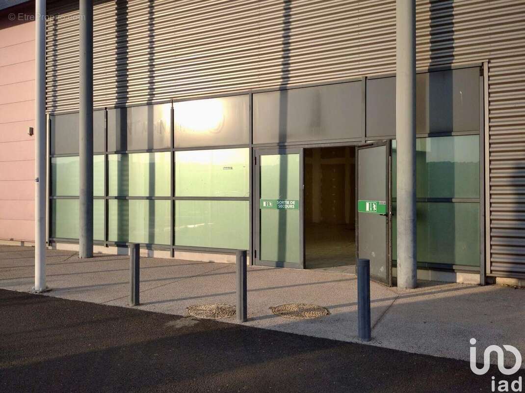 Photo 6 - Commerce à LE BOSC