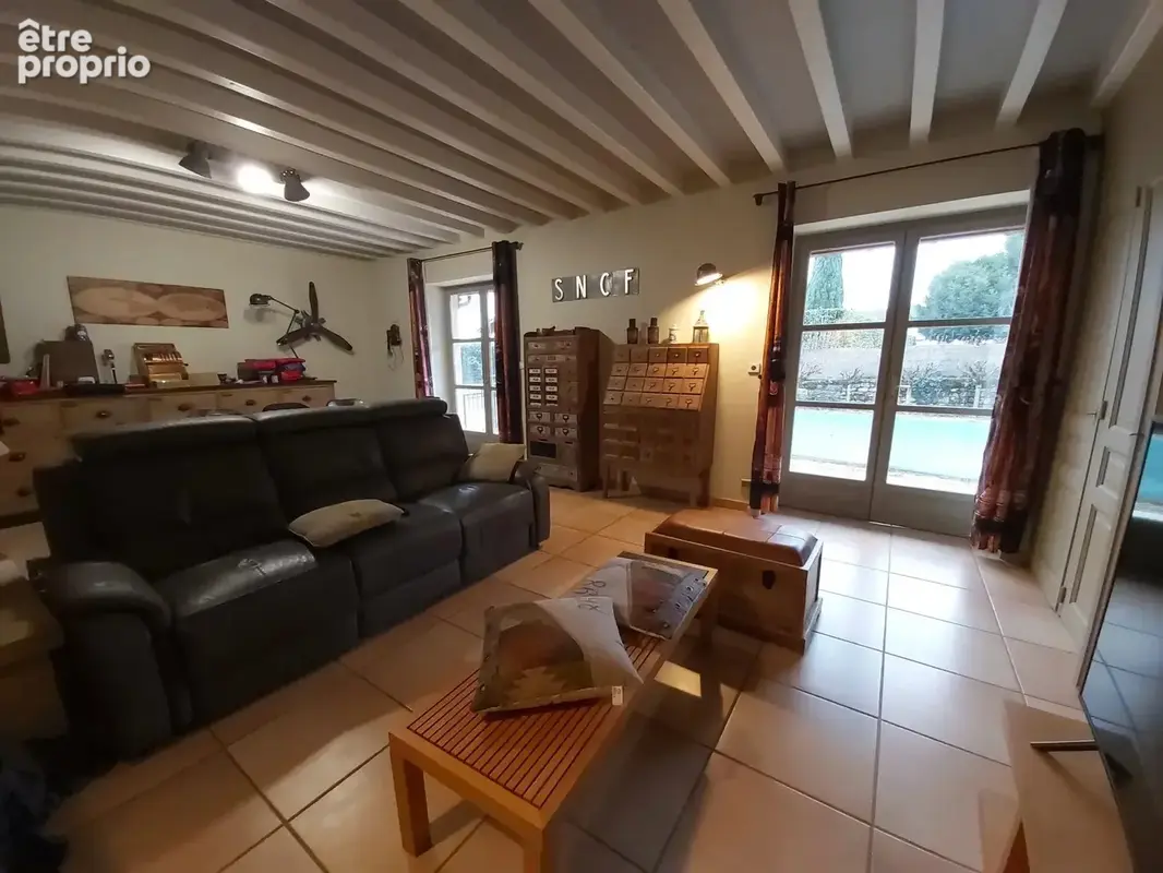 Maison 5 pièces 212 m² à vendre à Lucenay (69480) - photo 6