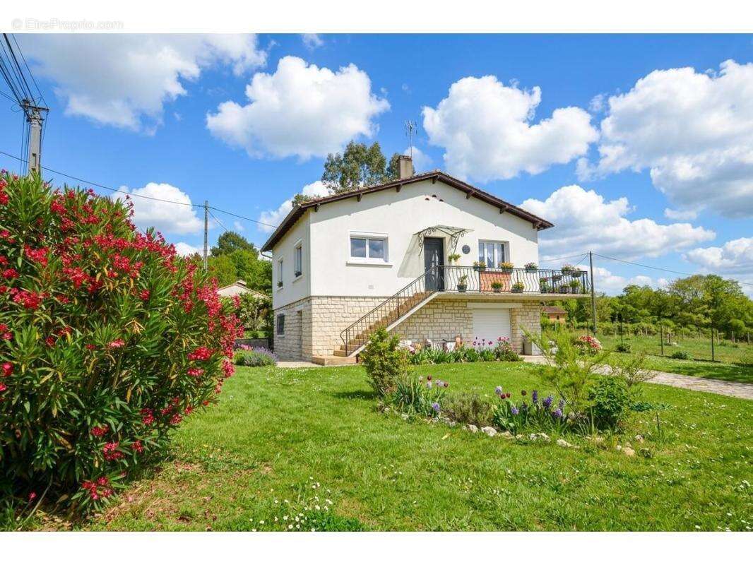 Maison 105 m² à Montpon-Menesterol  - photo 12