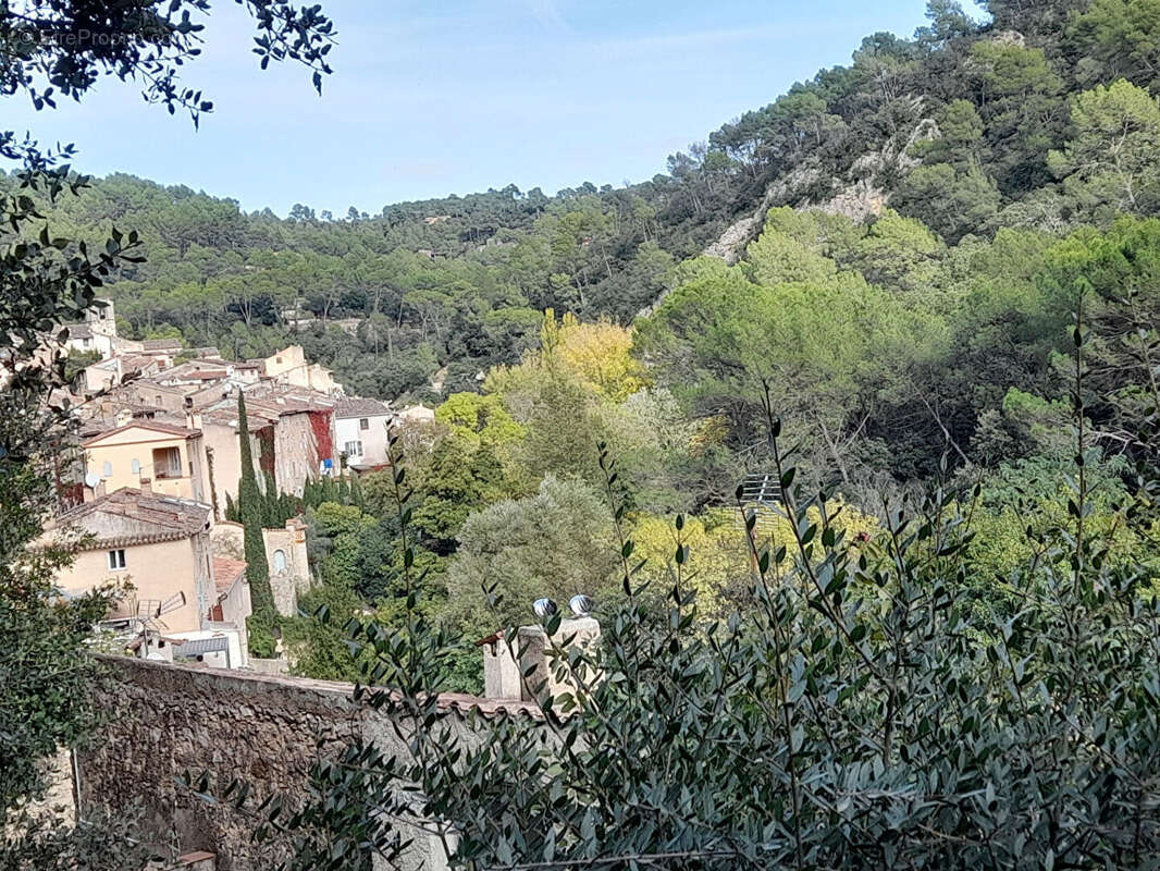 Maison à ENTRECASTEAUX