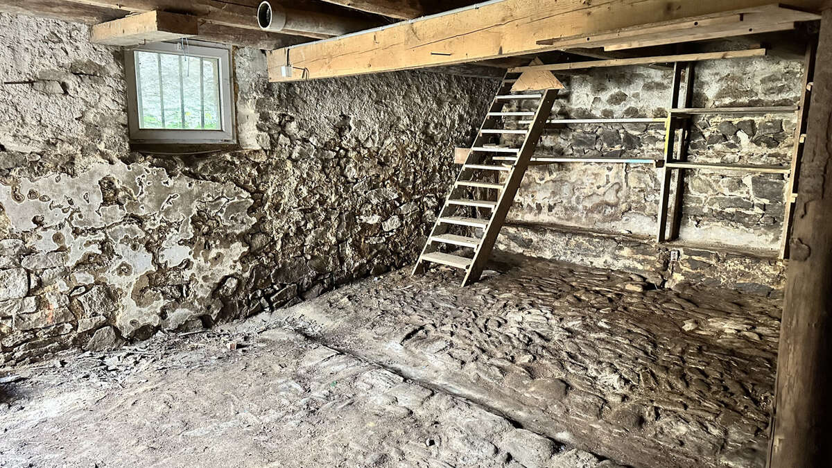 Maison à CHAMPAGNAC-LE-VIEUX