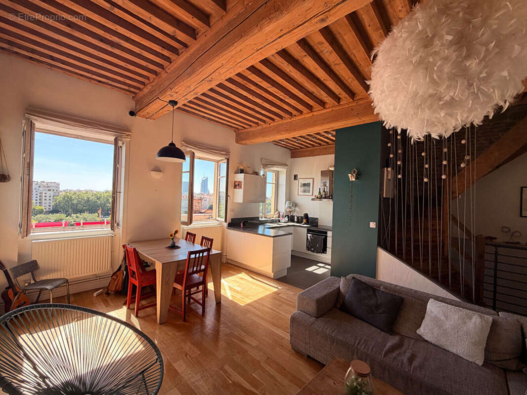Appartement à LYON-4E