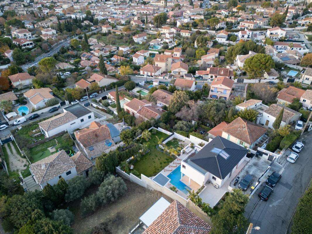 Maison à PLAN-DE-CUQUES