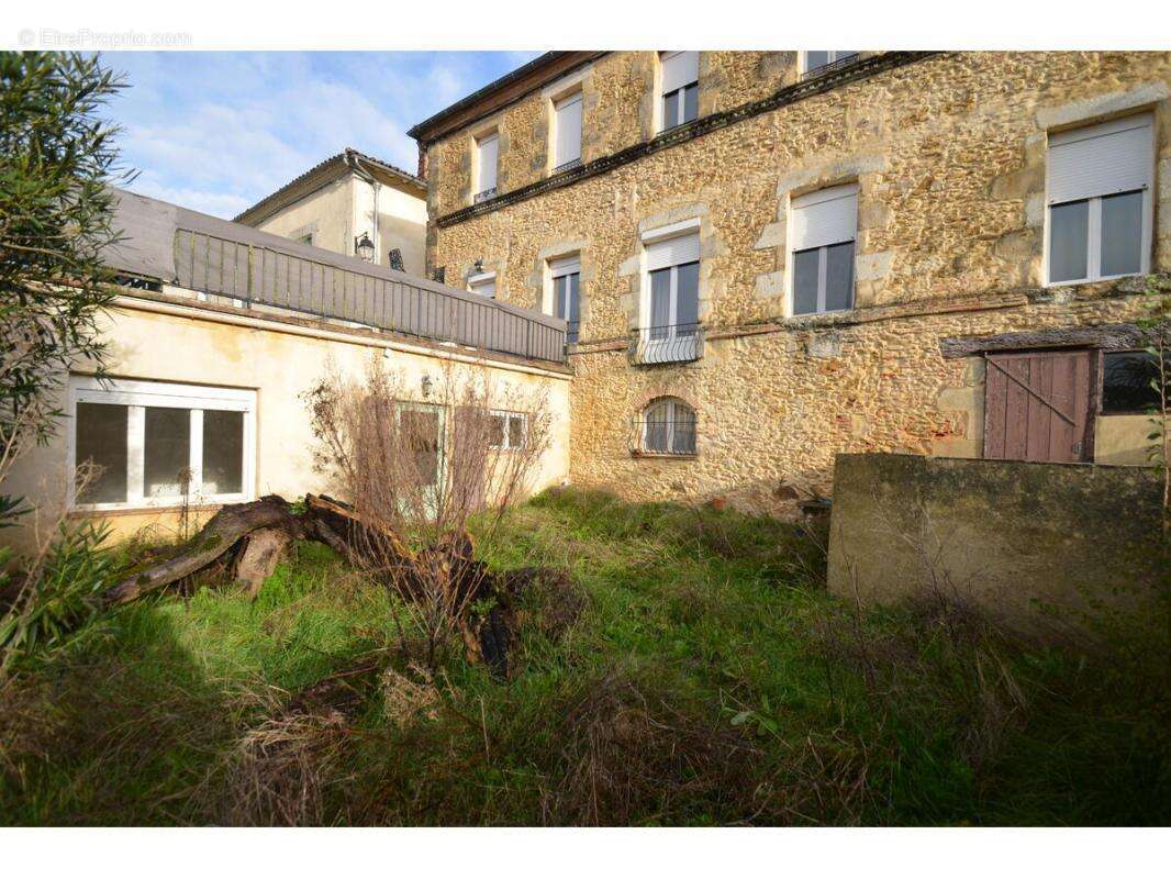 Appartement à CASTELNAU-D&#039;AUZAN