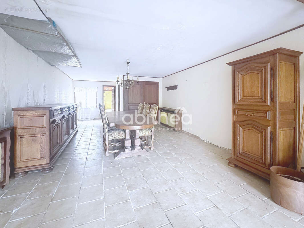 Maison à MERICOURT