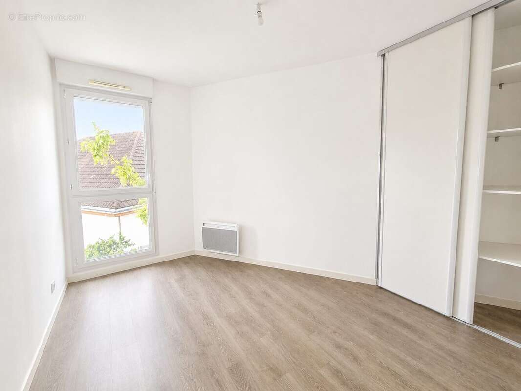 Appartement 53 m² à Tours  - photo 4