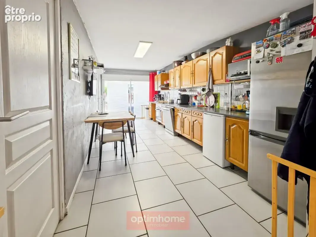 Maison de ville de 146 m² – 4 chambres – bureau – cour et jardin - photo 9