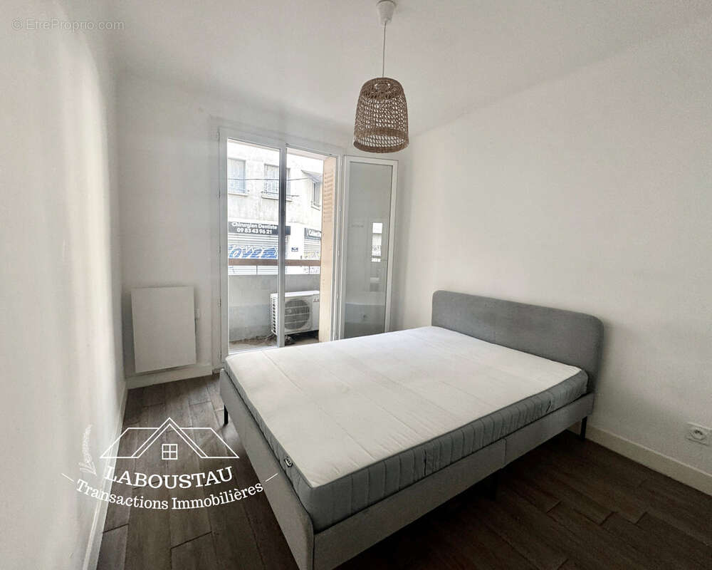 Appartement à MARSEILLE-4E