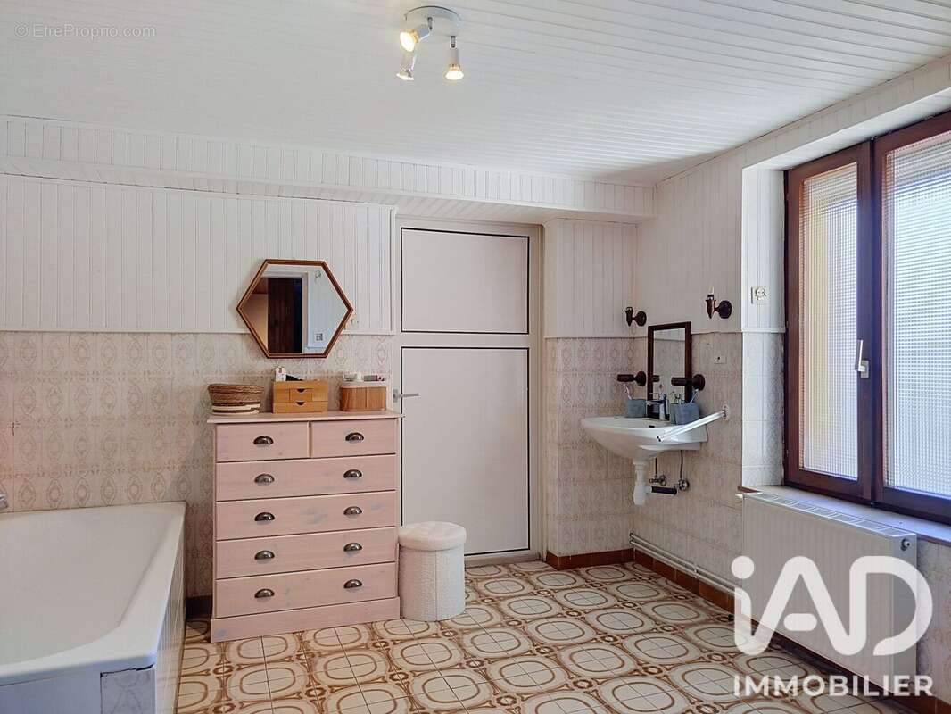 Maison 104 m² à Boulay-Moselle  - photo 8