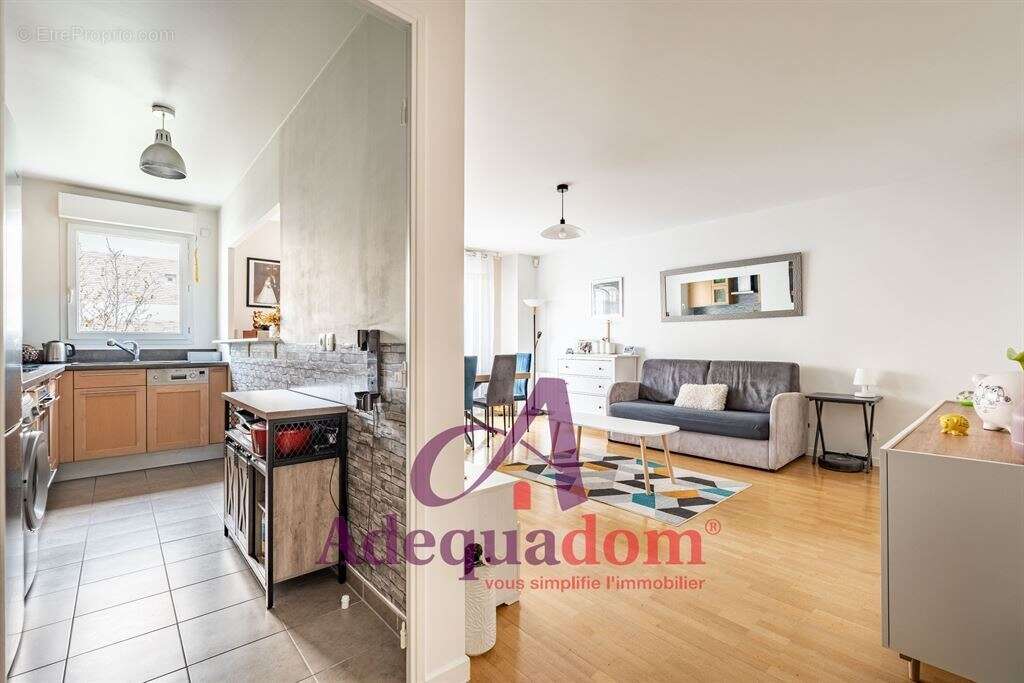 Appartement à BOIS-COLOMBES
