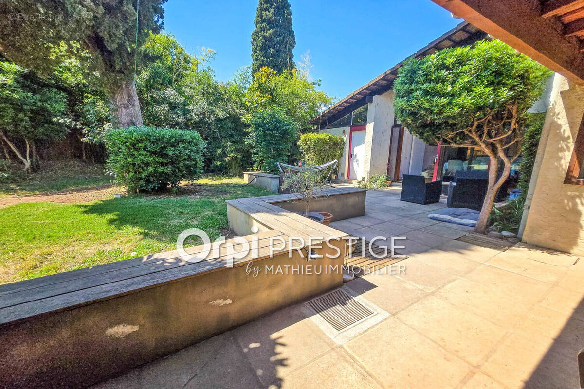 Maison à BIOT