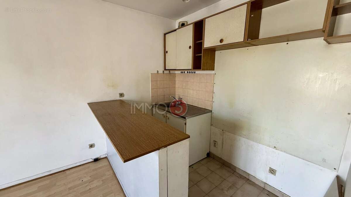 Appartement à LES PAVILLONS-SOUS-BOIS