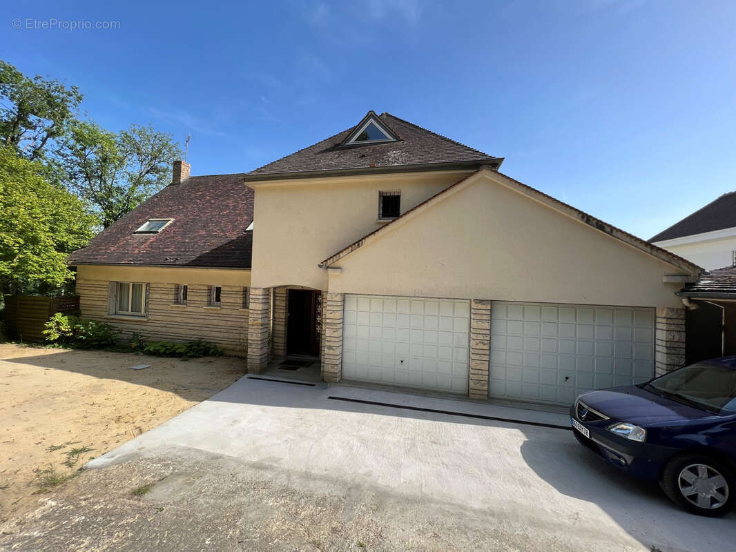 Maison à VILLIERS-SAINT-FREDERIC