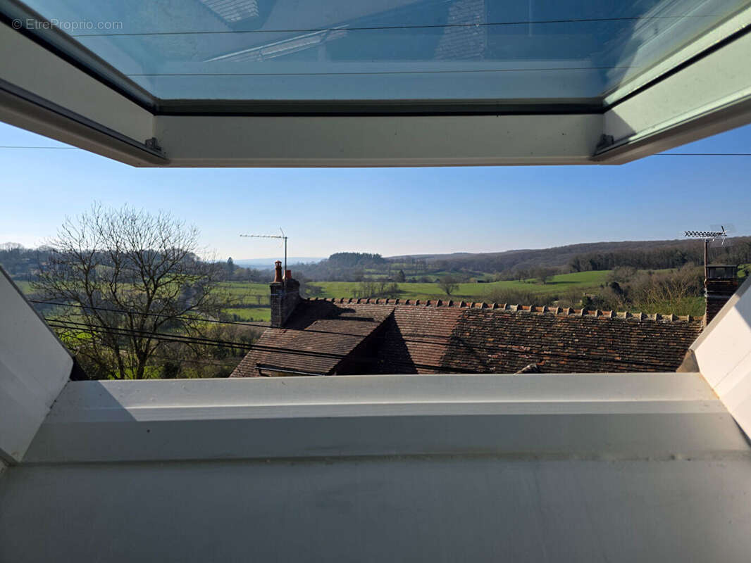 Maison à LE GUE-DE-LA-CHAINE