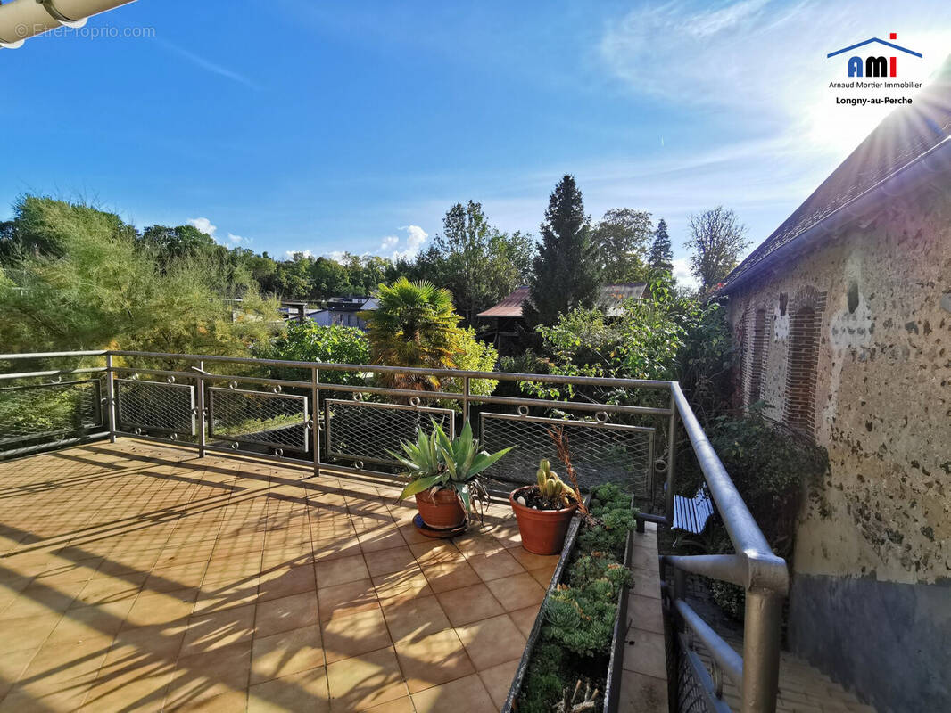 Maison à LONGNY-AU-PERCHE