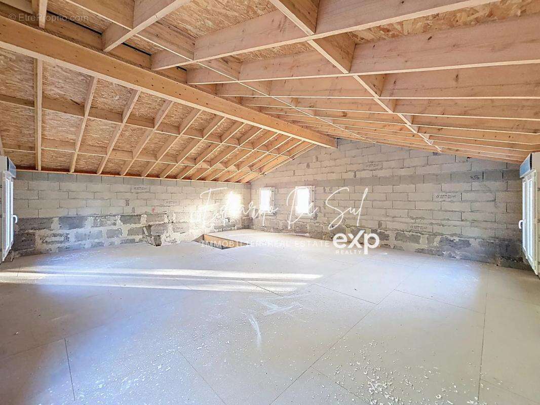 Maison à BLANQUEFORT