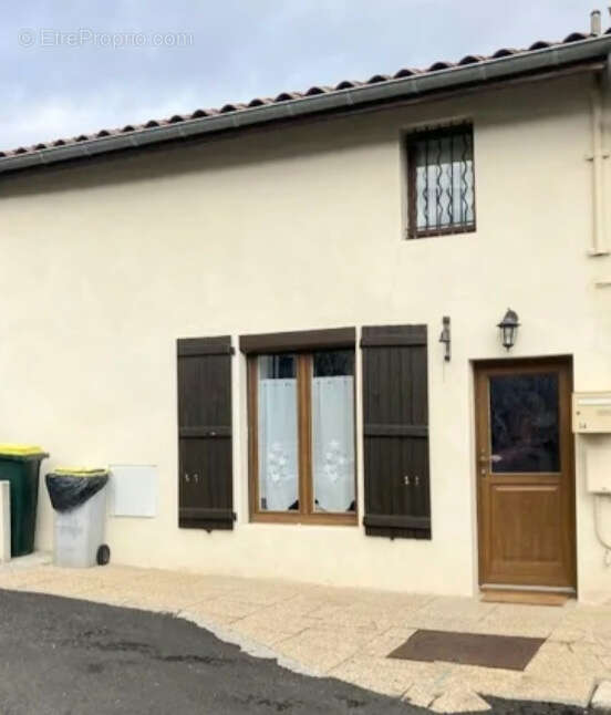 Maison à SAINT-PRIEST
