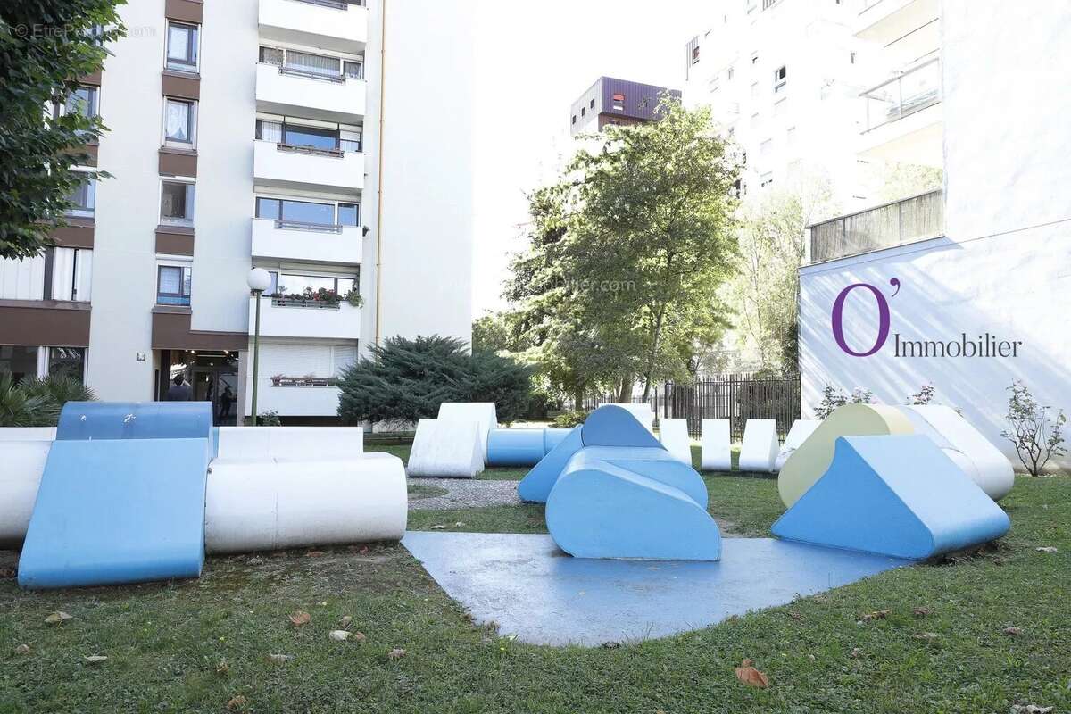 Appartement à IVRY-SUR-SEINE