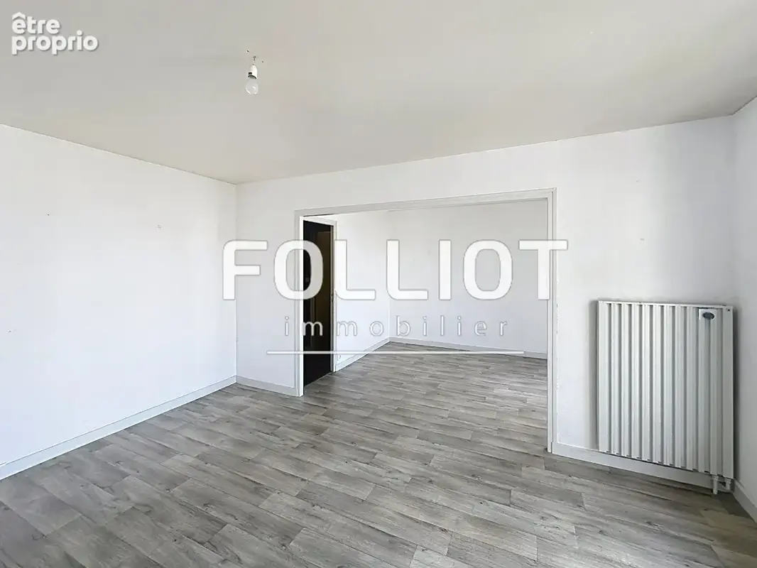 Appartement 4 pièces à vendre à Granville - Confort et proximité assurés - photo 3