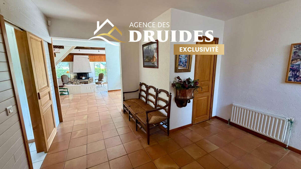 Maison La Trinite Sur Mer 7 pièces 243 m2 - 56470 - photo 3