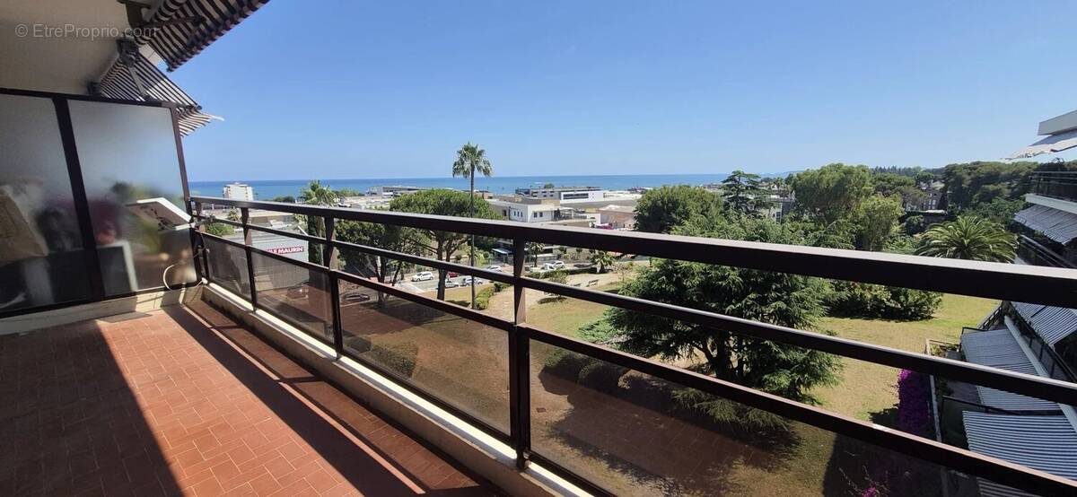 Appartement à VILLENEUVE-LOUBET
