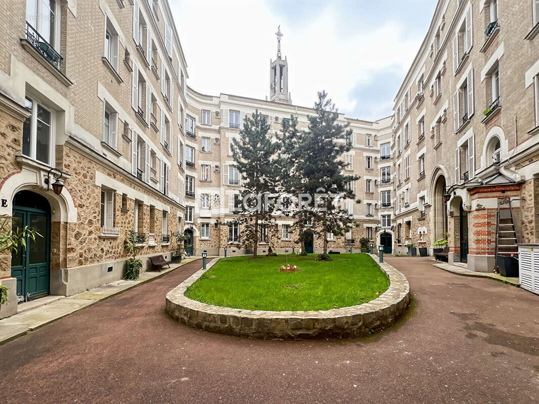 Appartement à MAISONS-ALFORT