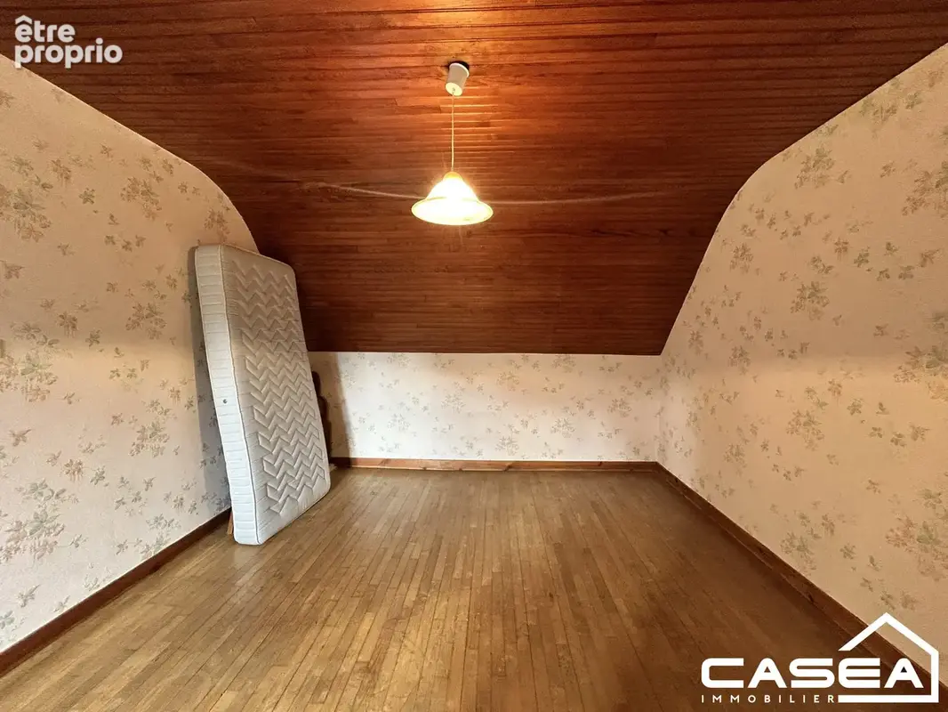 Maison 5 pièces 90 m² à vendre à Ploneour-Lanvern (29720) - photo 8