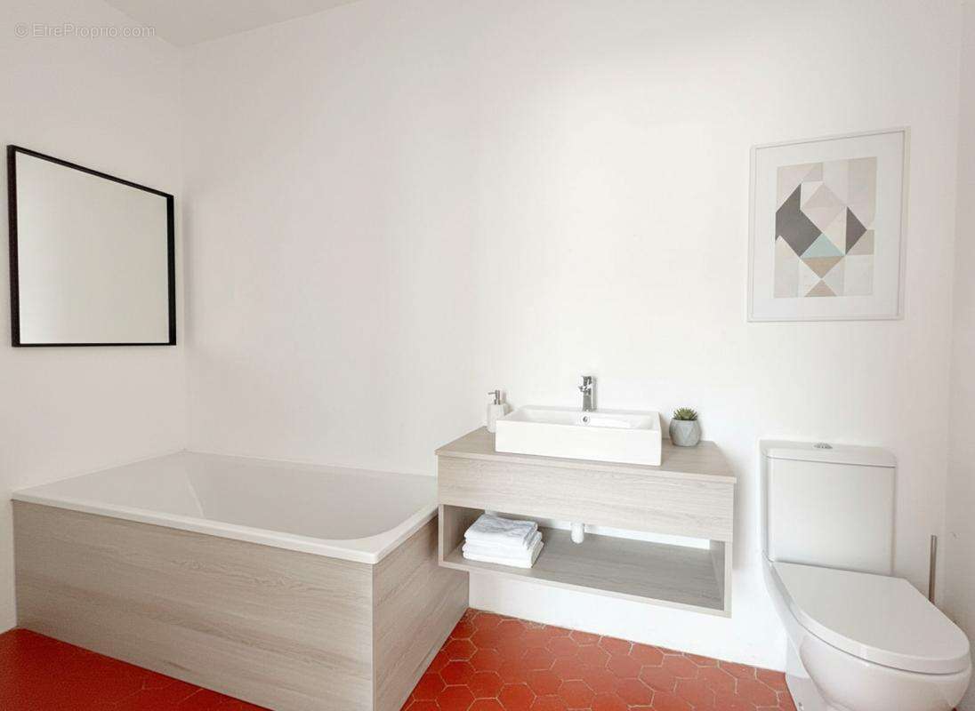 Maison à GINASSERVIS