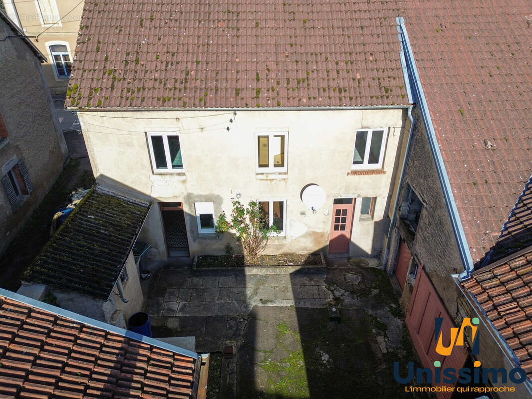 Appartement à ESPRELS