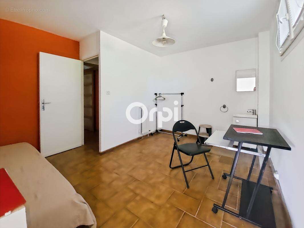 Villa d'architecte avec vue dégagée et garage XXL - photo 15