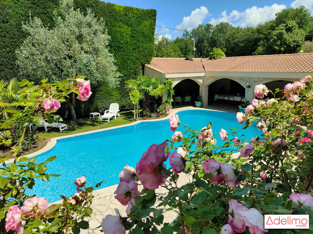 Maison à VAISON-LA-ROMAINE