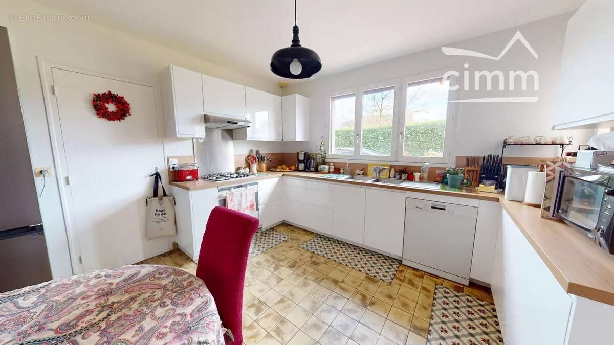 Maison à SAINT-CYR-EN-VAL