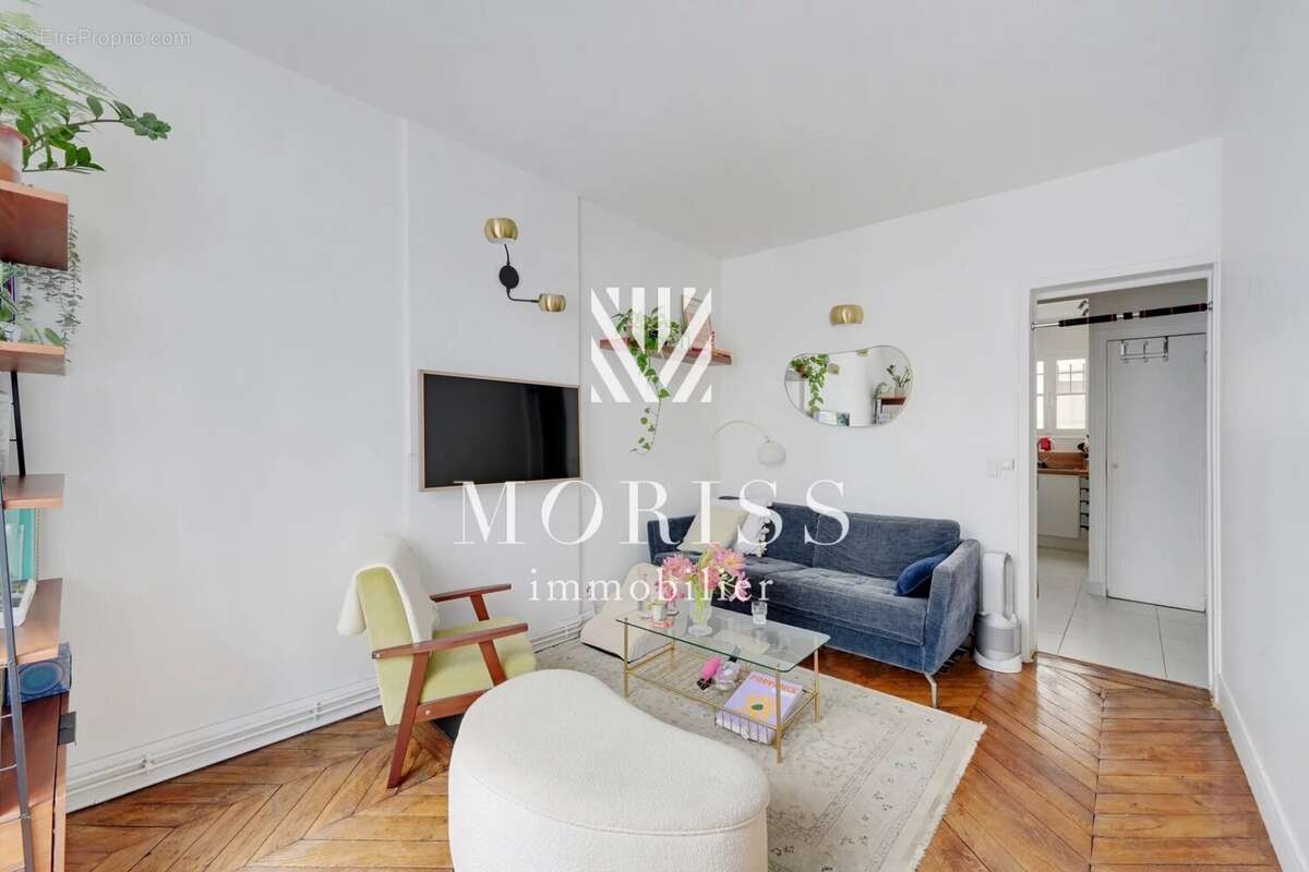 Appartement à PARIS-17E