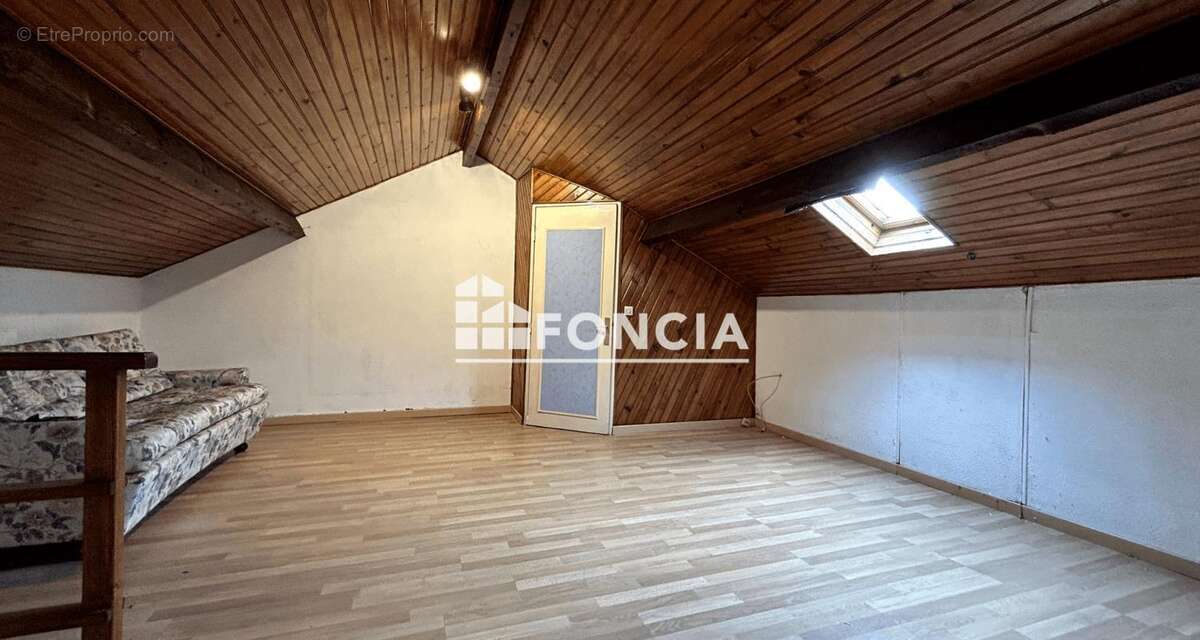 Maison à CORBEIL-ESSONNES