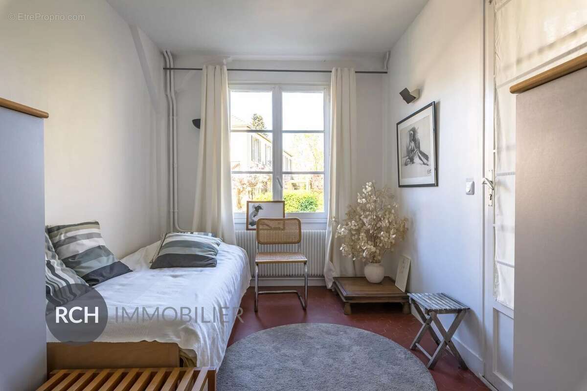 Maison à MONTFORT-L'AMAURY