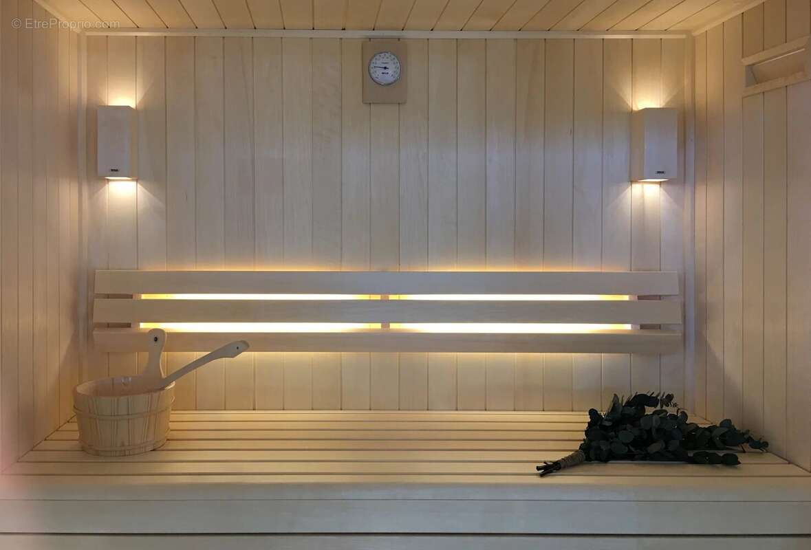 Maison à FONTAINEBLEAU