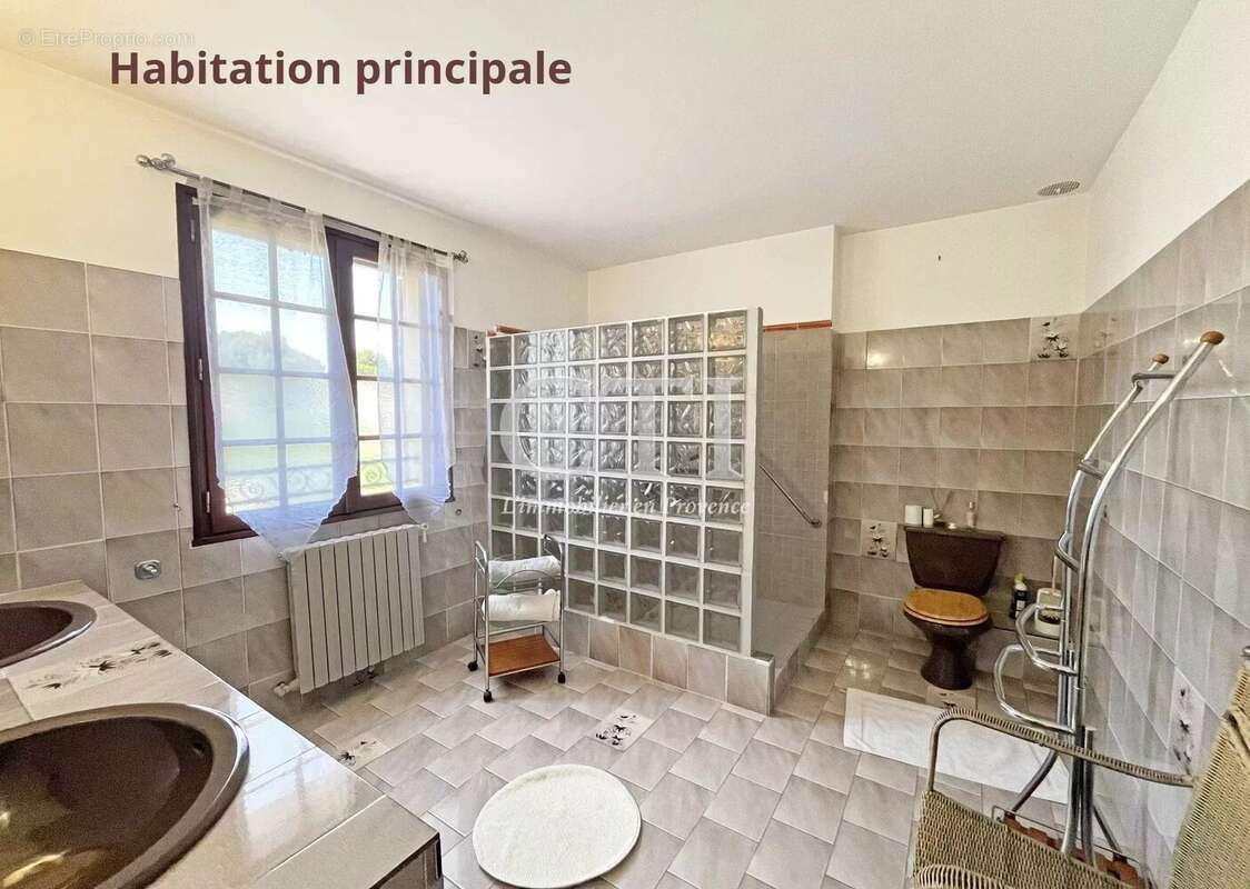 Maison à VAISON-LA-ROMAINE