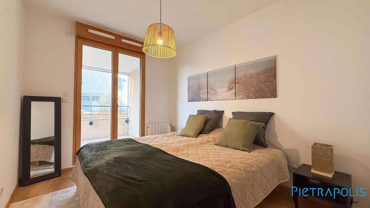 Appartement à COLLONGES-AU-MONT-D'OR