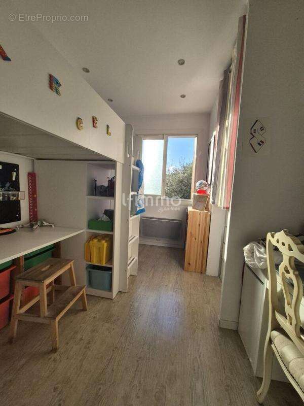 Appartement à MARSEILLE-11E