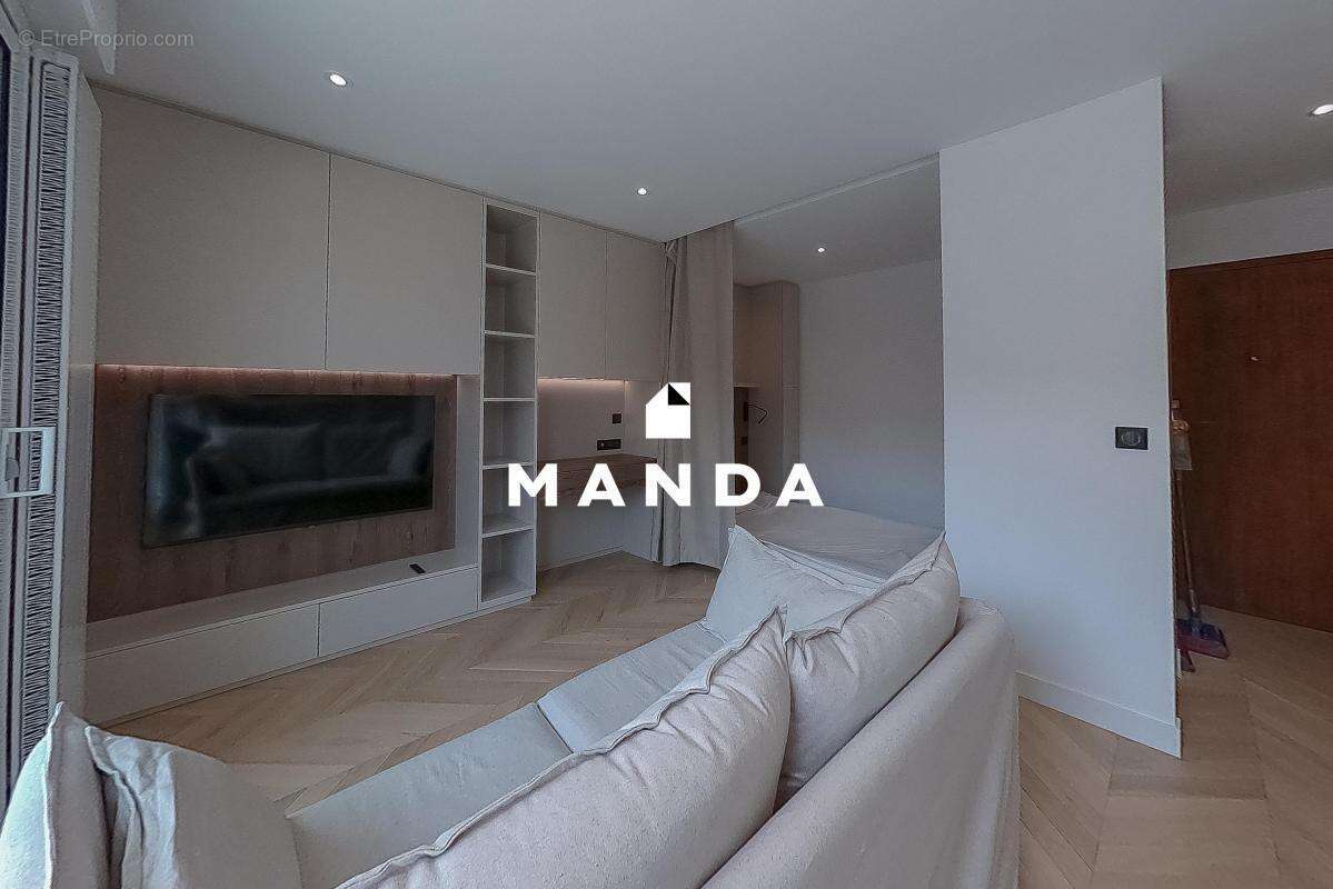 Appartement à NANTERRE