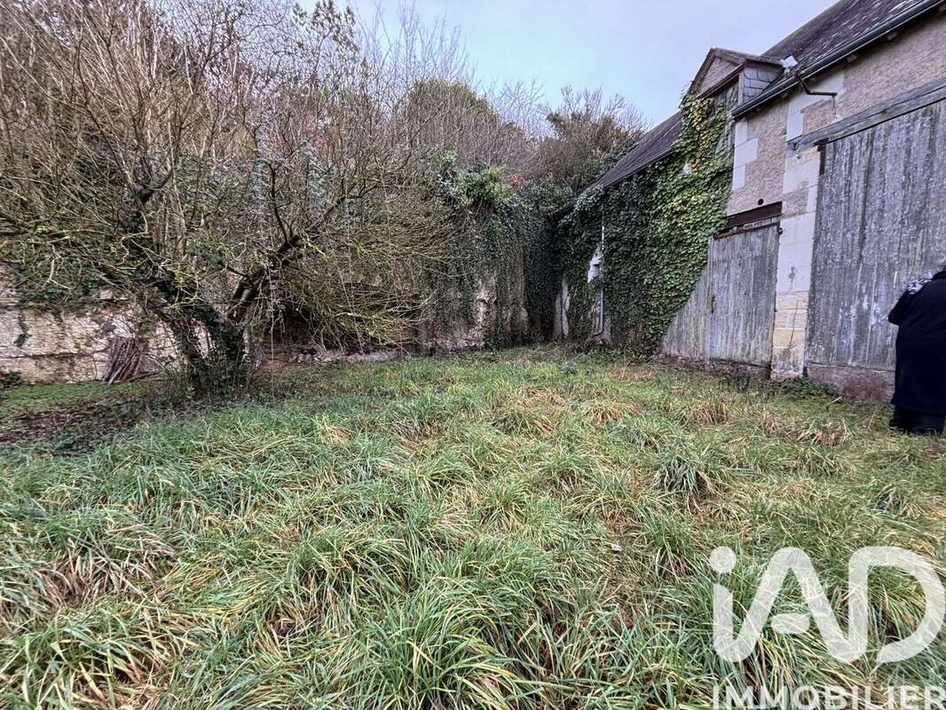 Photo 3 - Terrain à SOUVIGNY-DE-TOURAINE