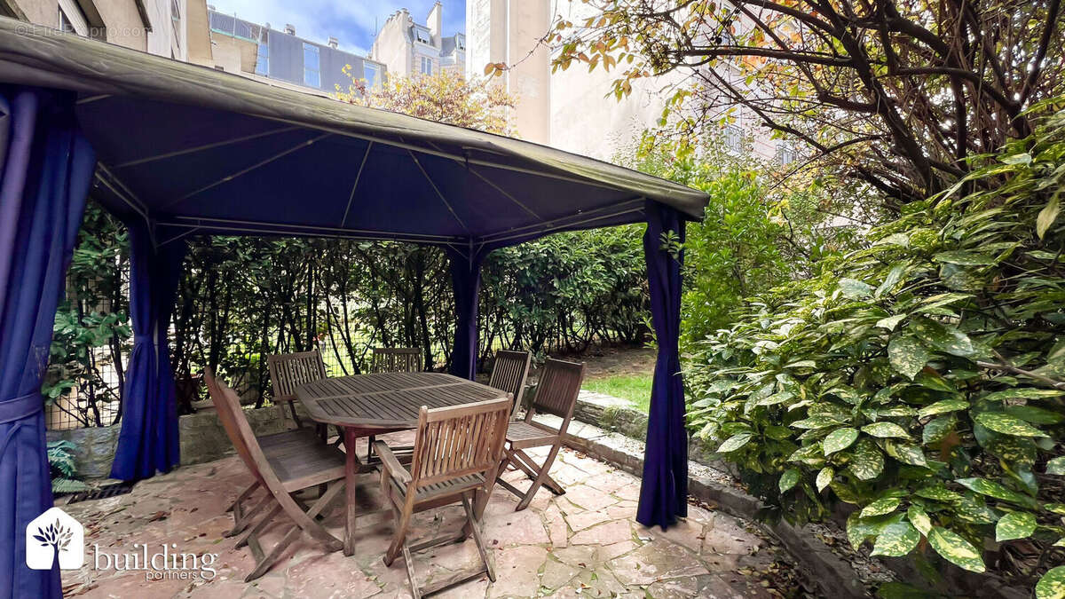 Appartement à LEVALLOIS-PERRET