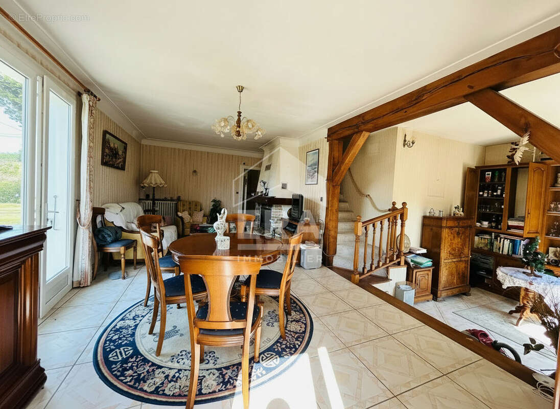 Maison à MADIRAN