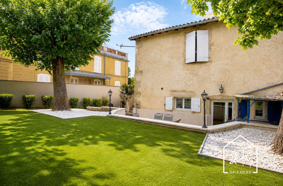 Maison 185 m2  - terrain - piscine - photo 6