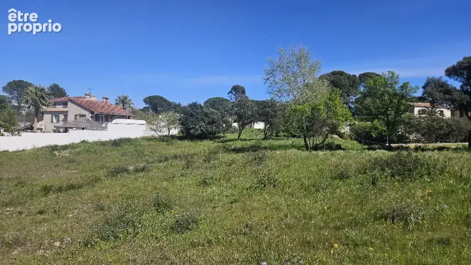 Terrain 662 m² à Roquebrune-Sur-Argens  - photo 3