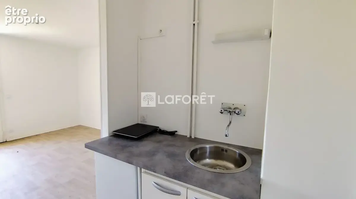 PERPIGNAN - Quartier des fleurs - Studio de 18 m² - photo 3