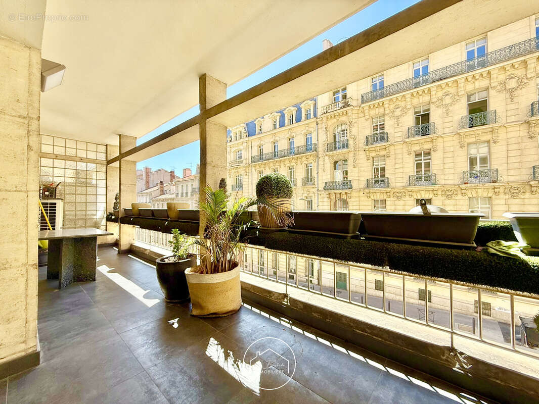 Appartement à MARSEILLE-8E